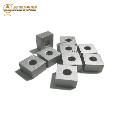YK05 Carbide Inserts Durable e versatile per una vasta gamma di applicazioni